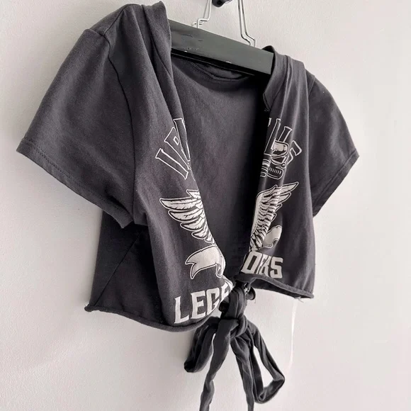 Cropped Graphic Moto Tee - Picture 7 of 11